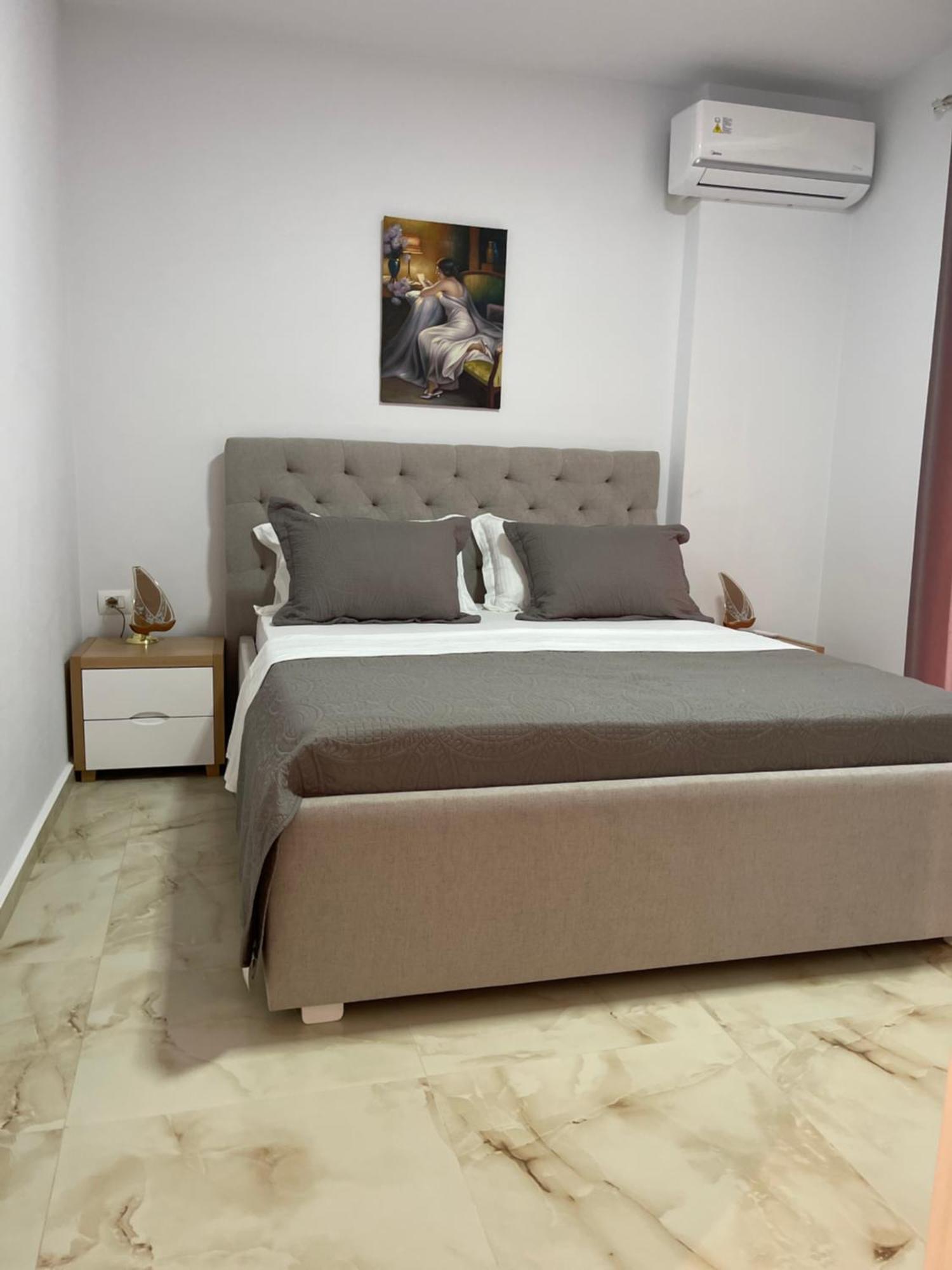 Odore Di Mare Apartments Sarande Bagian luar foto