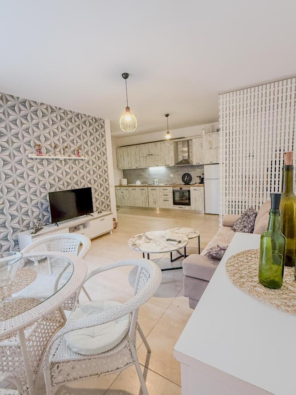 Odore Di Mare Apartments Sarande Bagian luar foto