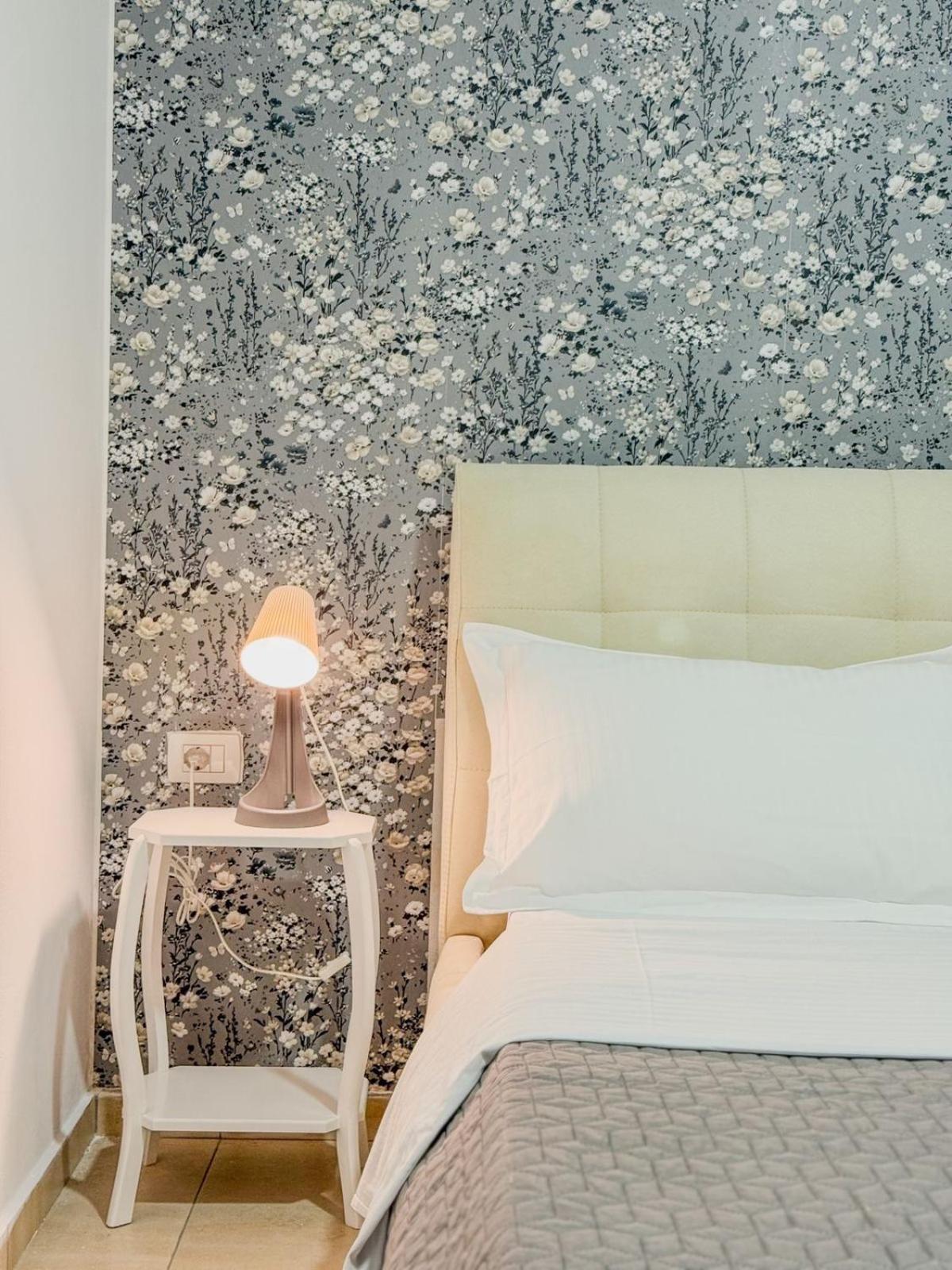 Odore Di Mare Apartments Sarande Bagian luar foto
